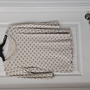 638 Ladies large top